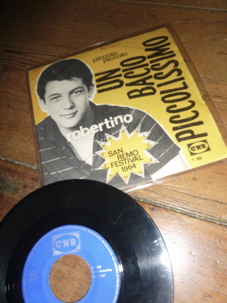 ROBERTINO Un Bacio Piccolissimo 1963 San Remo, Ophalen of Verzenden, Gebruikt, Pop