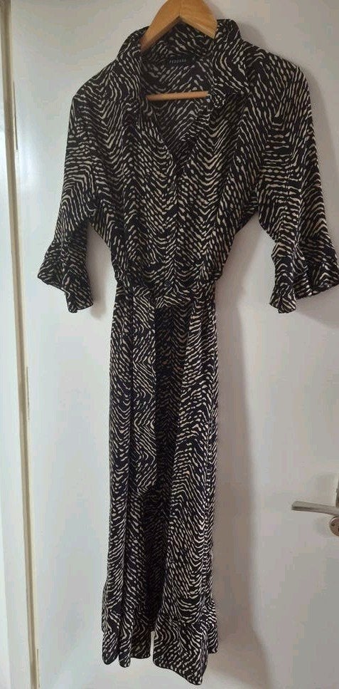 lang jurk, Kleding | Dames, Jurken, Beige, Maat 46/48 (XL) of groter, Pescara, Ophalen of Verzenden