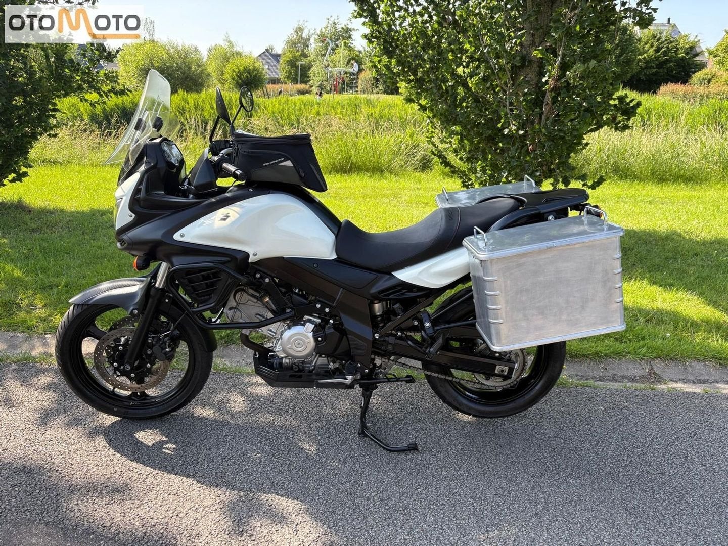 SUZUKI V-STROM DL 650 ABS BLACK RHINO (bj 2013), Motorrijbewijs A, Bedrijf, Onbekend, Meer dan 35 kW