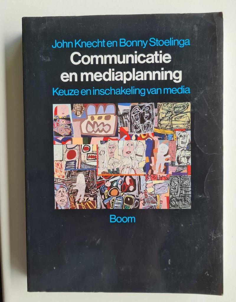 Communicatie en mediaplanning, Ophalen of Verzenden, Zo goed als nieuw, Economie en Marketing
