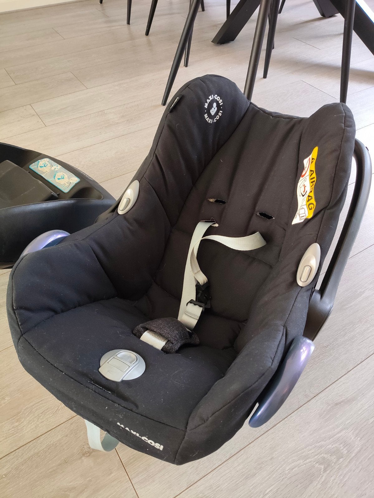 Maxi-Cosi EasyBase autostoel met base, Kinderen en Baby's, Ophalen, Zijbescherming, 0 t/m 13 kg, Maxi-Cosi