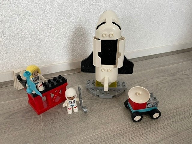 LEGO DUPLO Stad Space Shuttle missie (10944), Kinderen en Baby's, Ophalen, Overige thema's, Zo goed als nieuw, Duplo