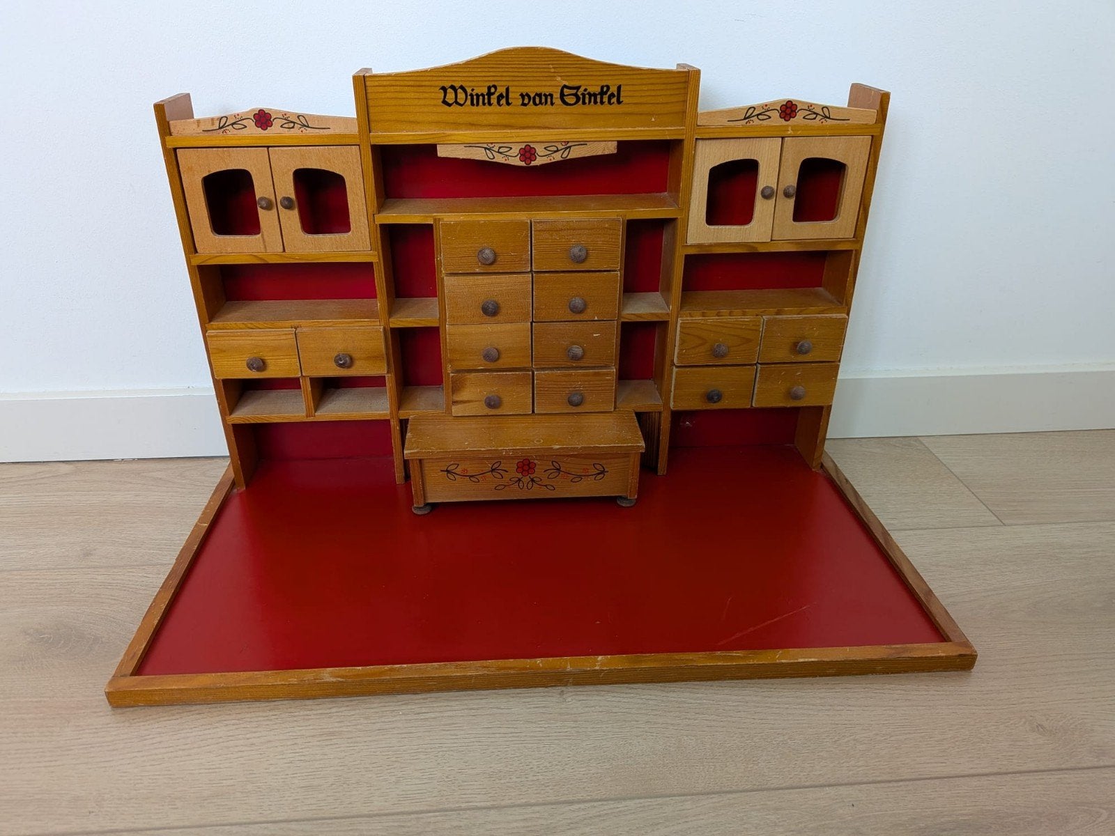 Vintage kinderspeelgoed: Winkel van Sinkel, Ophalen, Zo goed als nieuw, Poppenhuis