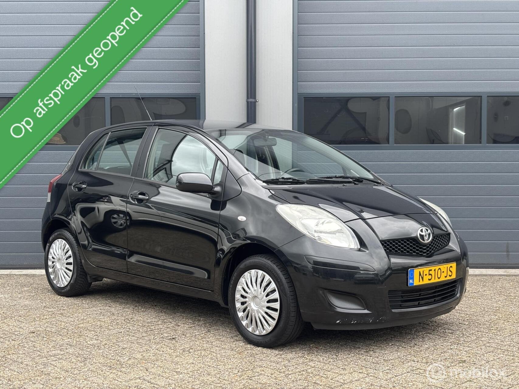 Toyota Yaris 1.0 VVTi Acces Uitvoering _ 137.Dkm // Airco