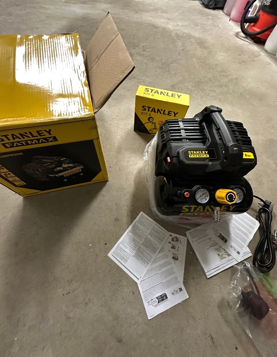 Stanley silent Fatmax Compressor - zo goed als nieuw, Doe-het-zelf en Verbouw, Compressors, 6 tot 10 bar, Ophalen of Verzenden