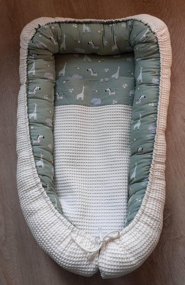 Nieuw handgemaakt babynestje met dekentje - Safari print, Overige typen, Nieuw, Meerkleurig, Handgemaakt