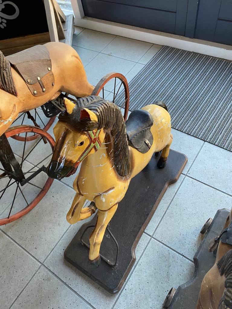 3 houten paarden, Huis en Inrichting, Woonaccessoires | Overige, Ophalen, Gebruikt
