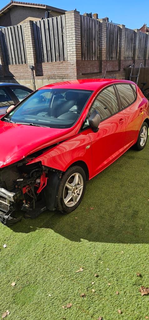 Seat ibiza 2015 1.2 Connect, Auto diversen, Schadeauto's, Wit, Handgeschakeld, Ophalen of Verzenden, 1200 cc