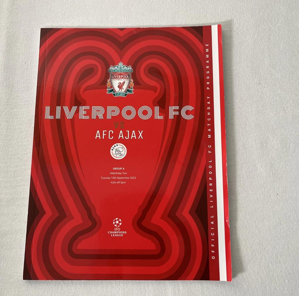 GEZOCHT!!! Liverpool FC vs AFC Ajax wedstrijdboekje 2022, Ophalen of Verzenden, Gelezen, Balsport