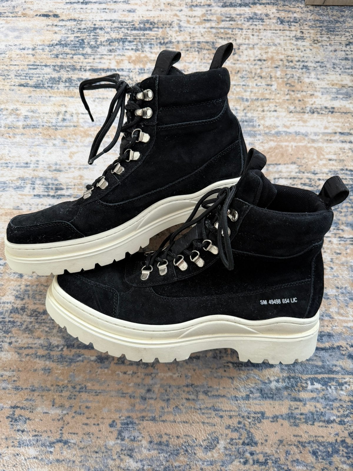 Steve Madden Gaudi Black Suede Boots | US 8.5 / EU 41–42, Zwart, Boots, Ophalen of Verzenden, Zo goed als nieuw