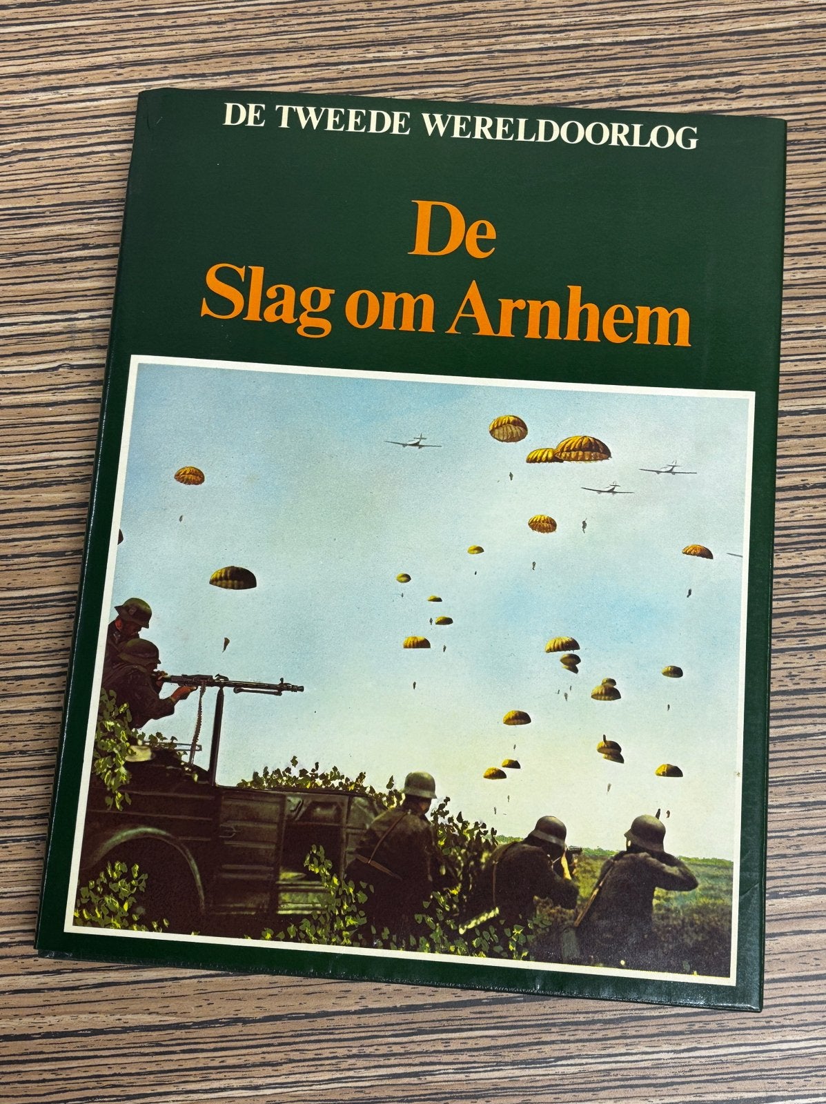 De slag om Arnhem, Boeken, Ophalen of Verzenden, Tweede Wereldoorlog, Zo goed als nieuw