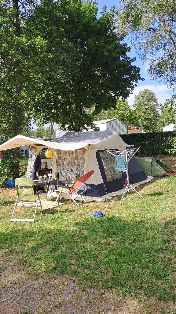 Jamet Jametic, Caravans en Kamperen, Ophalen, Overige kleuren, Aanwezig, Jamet