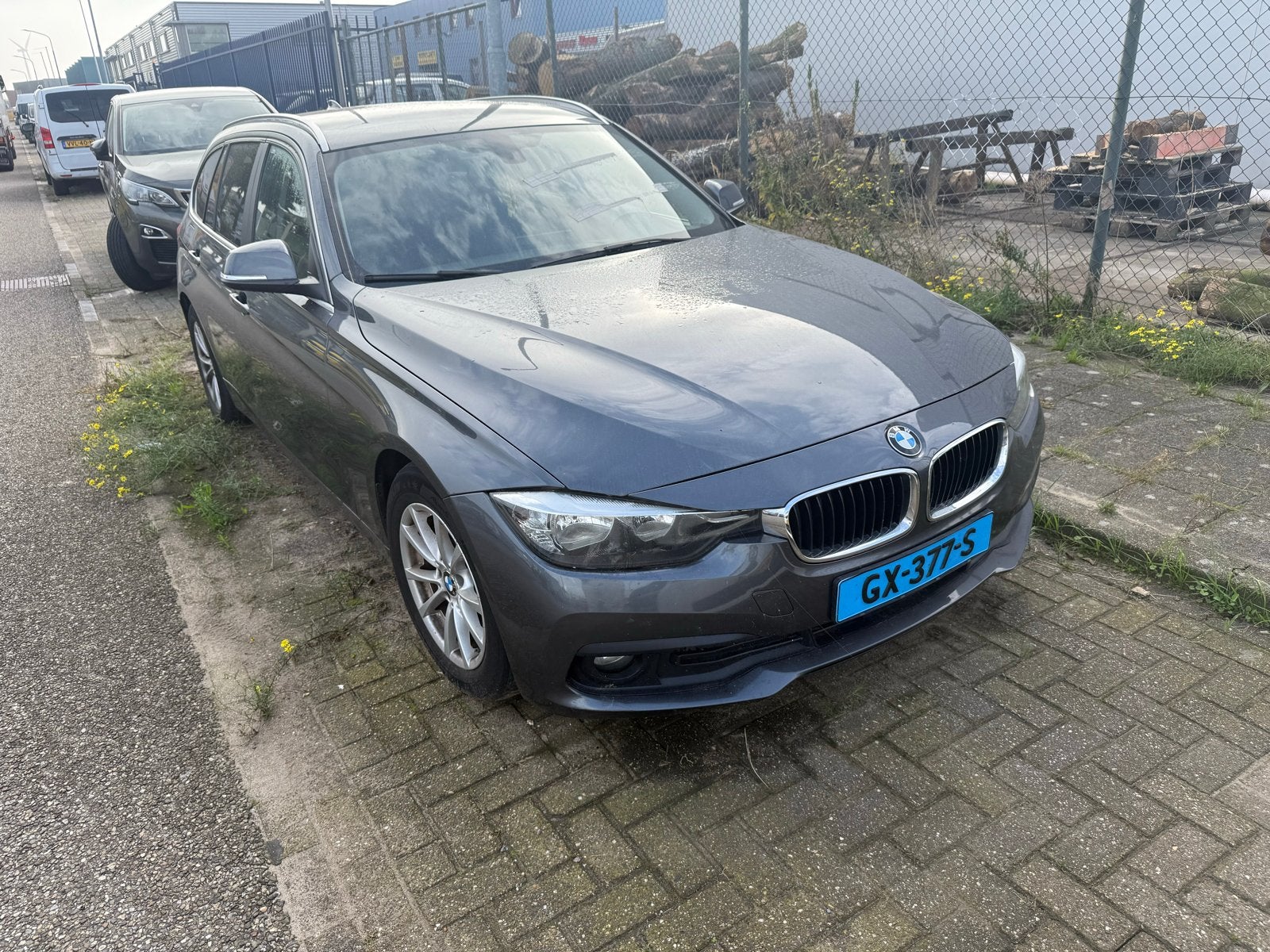 BMW 3-Serie 320d 163pk Efficientdynamics Ed. Aut 2015 Grijs, Auto's, Automaat, 745 kg, Achterwielaandrijving, 4 cilinders