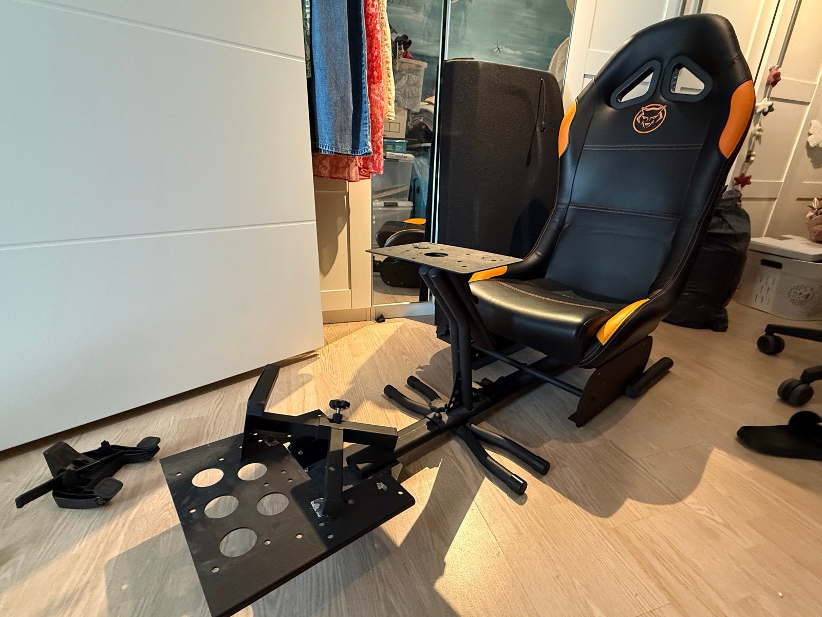 Playseat met racestoel  Qware - Zwart/Oranje, Ophalen, Zo goed als nieuw