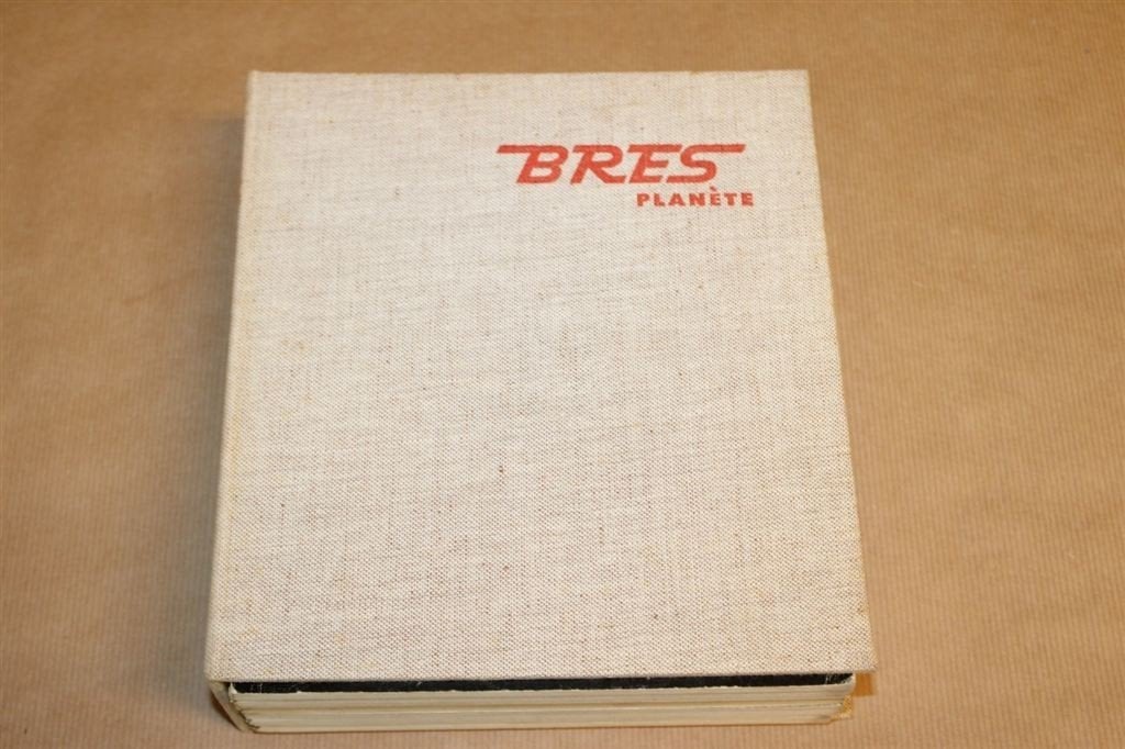 Bres - Nrs. 1 t/m 4 - In originele verzamelband, Ophalen of Verzenden, Zo goed als nieuw, Overige onderwerpen, Achtergrond en Informatie