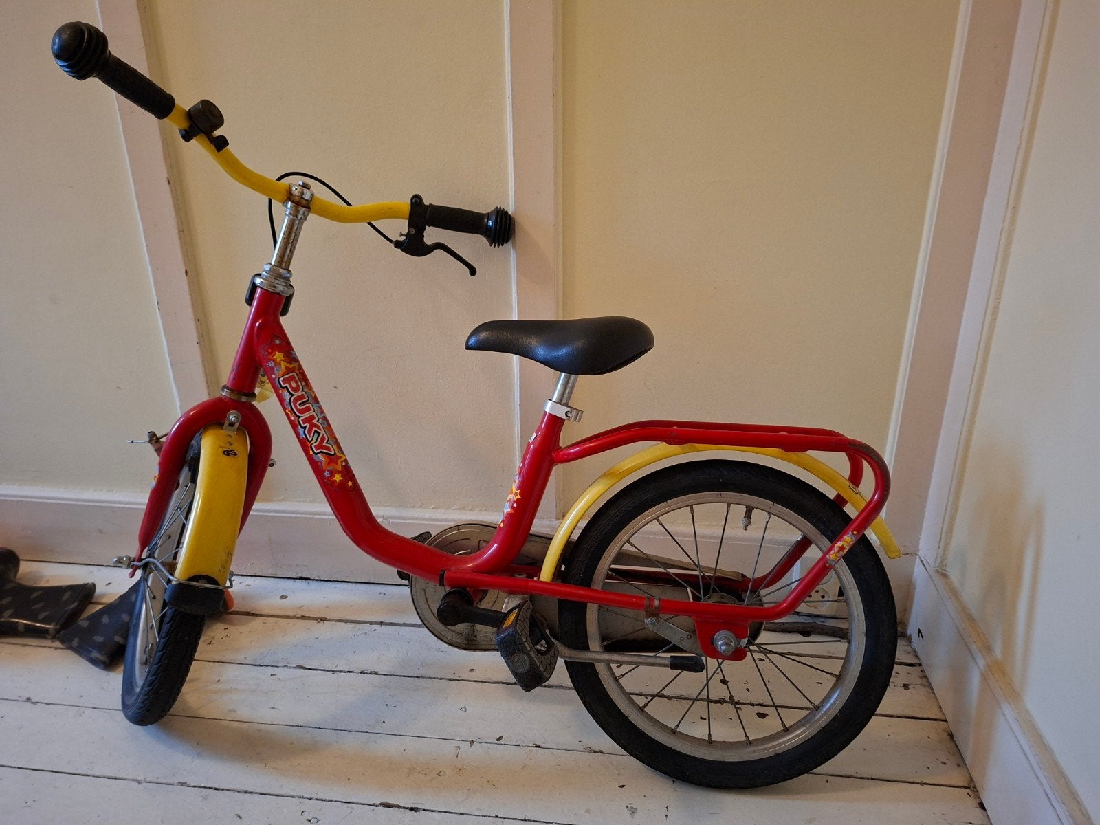 Puky kinderfiets rood/geel - Gebruikt, Fietsen en Brommers, Ophalen, Terugtraprem, Puky, 16 tot 20 inch