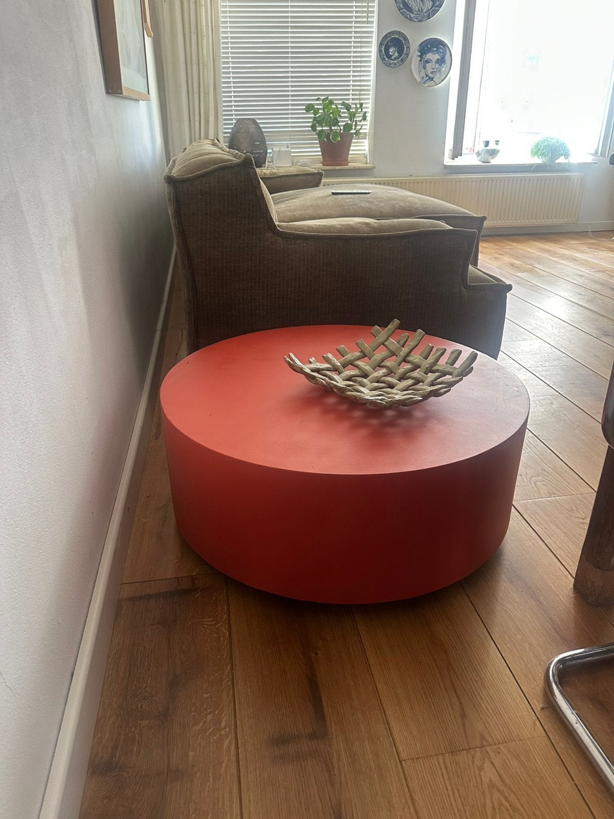 Woood betonnen salontafel 80 ø 32 hoog, Huis en Inrichting, Tafels | Salontafels, Ophalen, Zo goed als nieuw, Rond, 50 tot 100 cm