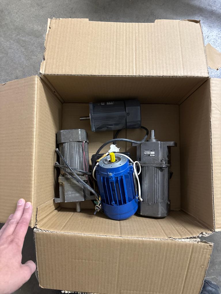Diverse 220V motoren, waaronder Panasonic met reductie, Tuin en Terras, Waterpompen, Zo goed als nieuw, Ophalen of Verzenden