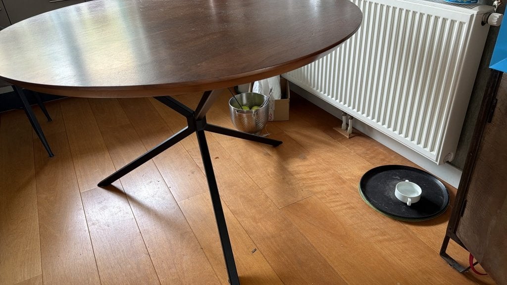ronde eettafel, Rond, Ophalen of Verzenden, Zo goed als nieuw, Vier personen