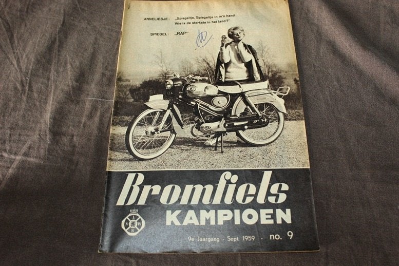 Bald Bromfiets Kampioen september 1959, Fietsen en Brommers, Ophalen of Verzenden, Gebruikt