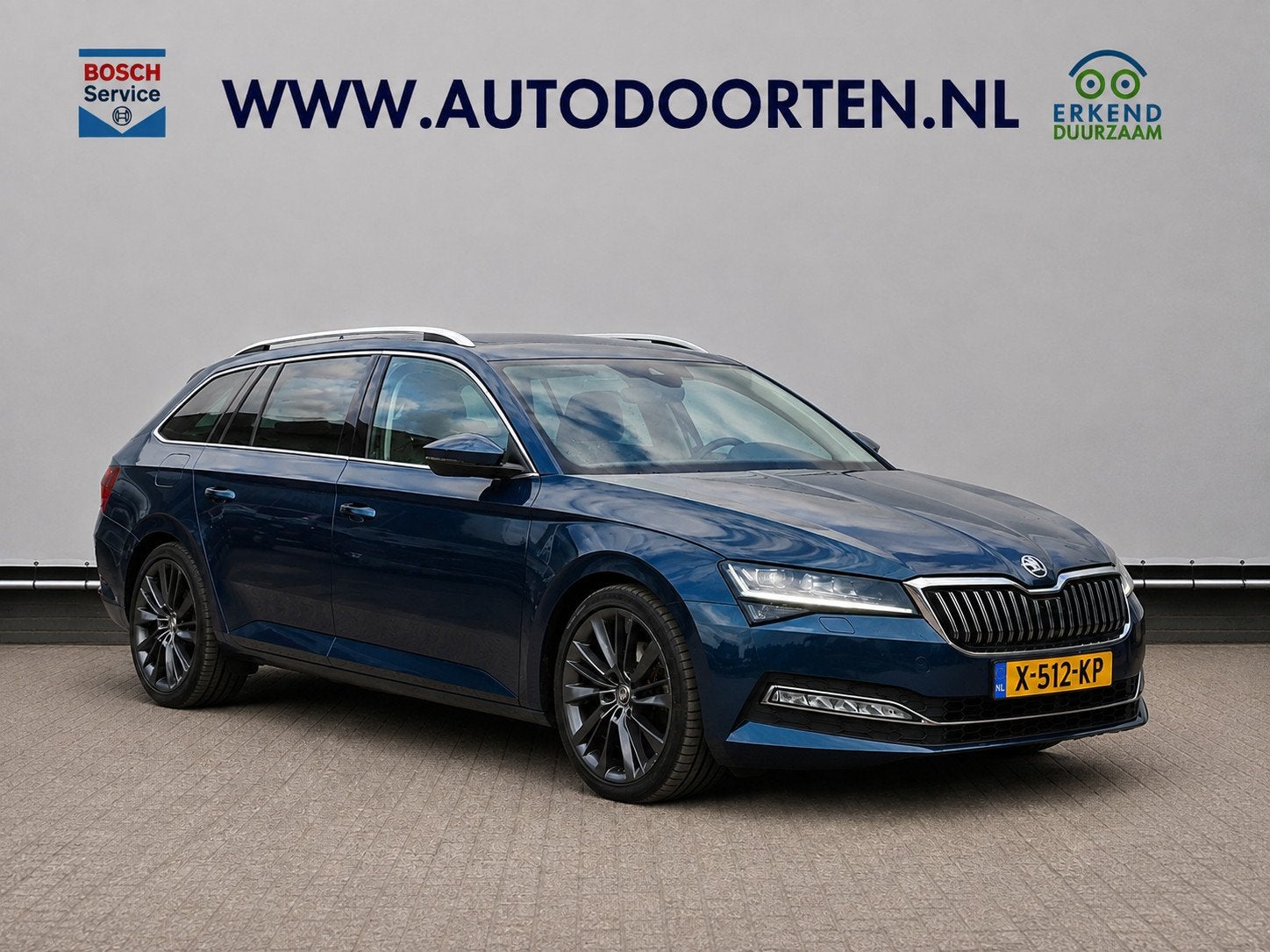 Skoda Superb Combi 2.0 TDI DSG Laurin Klement|Leder|Massage|, Auto's, Skoda, Gebruikt, 4 cilinders, Blauw, Leder