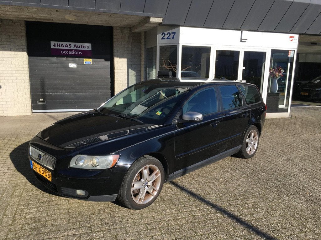 Volvo V50 1.8 Edition I Sport / ALU VELGEN / EXPORT / AIRCO, Voorwielaandrijving, Zwart, 4 cilinders, Zwart