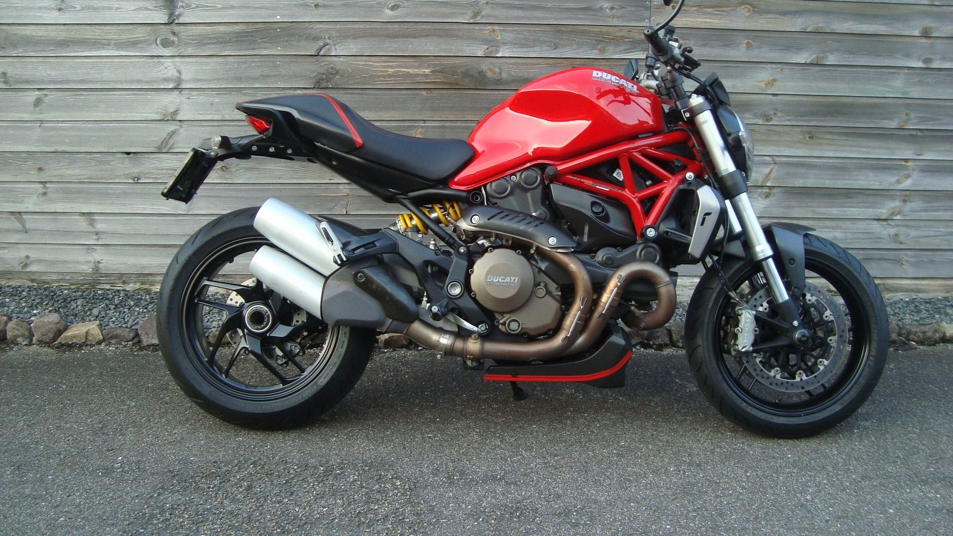 DUCATI MONSTER 1200 (bj 2016), Motoren, DUCATI, 2 cilinders, 1198 cc, Motorrijbewijs A