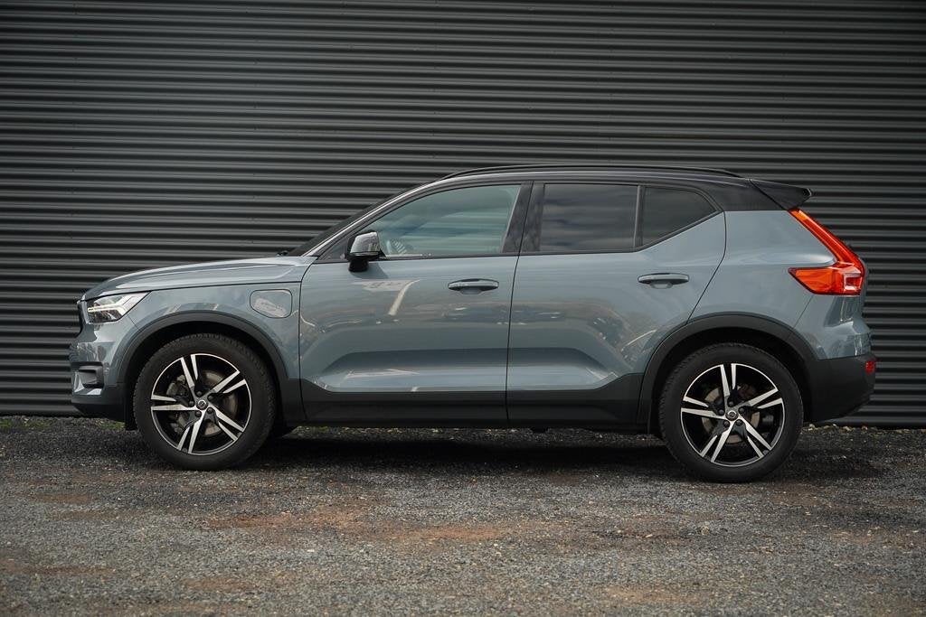 Volvo XC40 1.5 T5 Recharge R-Design / Pano / NL Auto / 1e Ei, Auto's, Volvo, Euro 6, 1712 kg, Hybride Elektrisch/Benzine, 3 cilinders