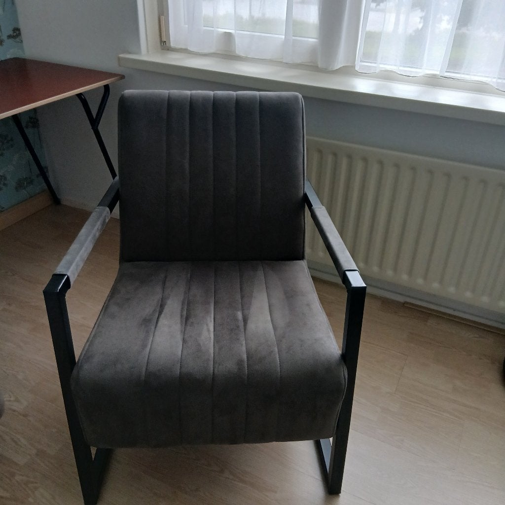 Zee nette fauteuil kleur grijs, Ophalen, Minder dan 75 cm, Zo goed als nieuw, Stof