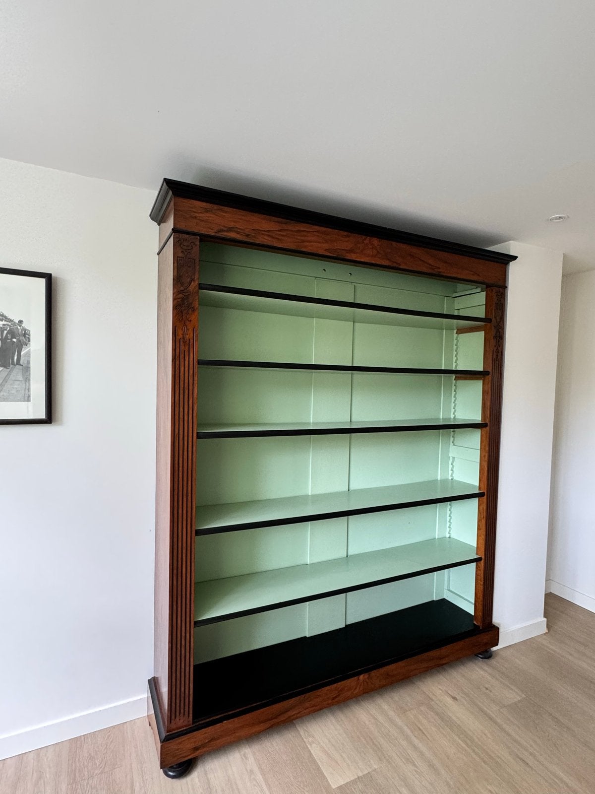Grote antieke boekenkast., Ophalen