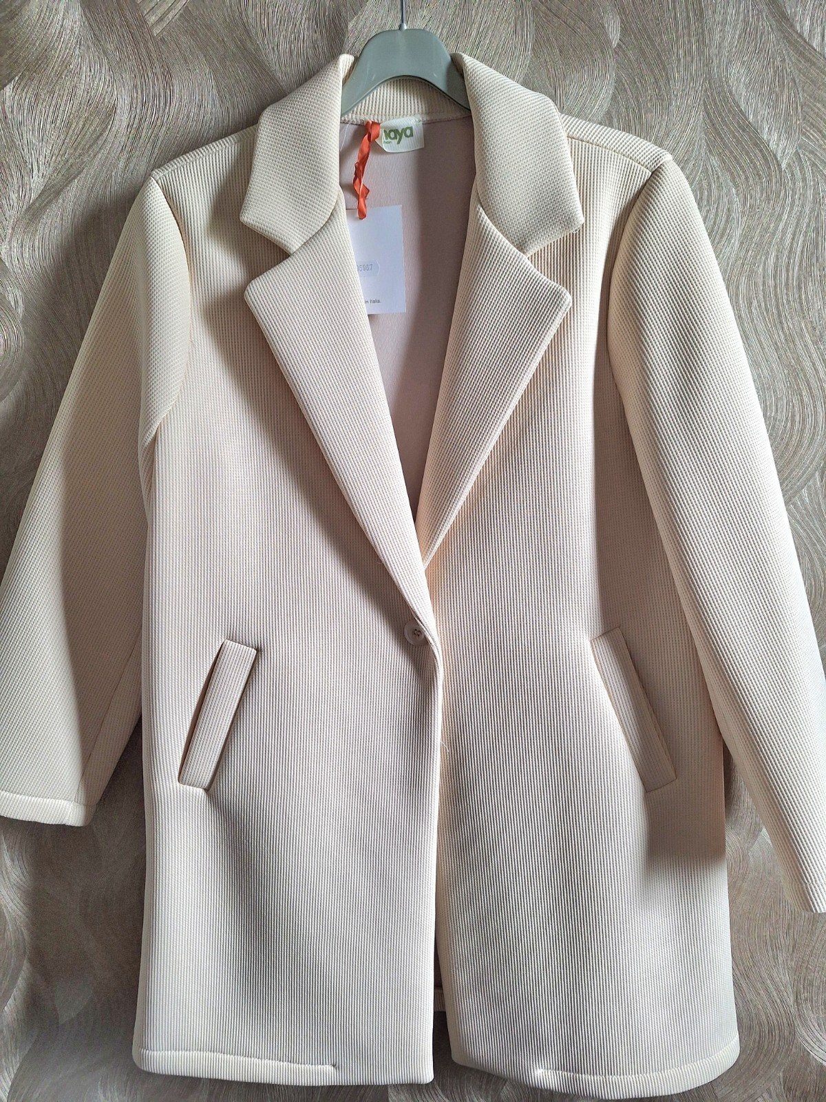 Nieuwe Beige Scuba Jas - Dikkere Stof, Ophalen, Nieuw, Maat 42/44 (L), Beige