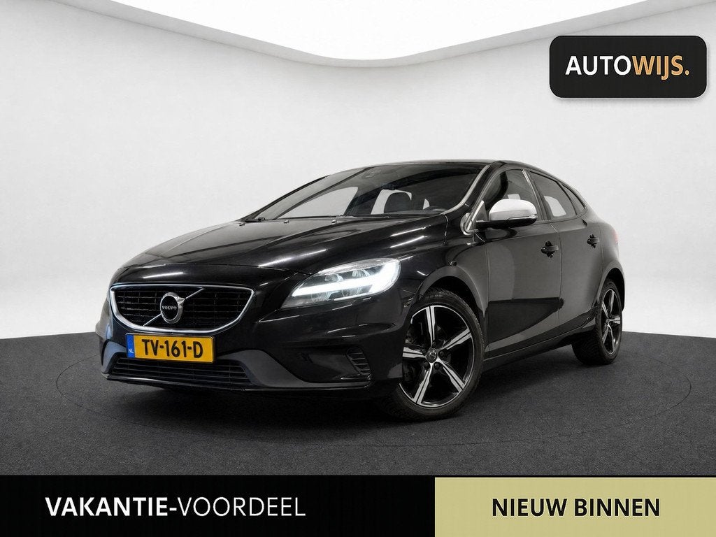 Volvo V40 2.0 D2 Kinetic|R-DESIGN|AUT|ALCANTARA|120PK|NAVI|G, Auto's, Volvo, Gebruikt, 4 cilinders, Bedrijf, Diesel