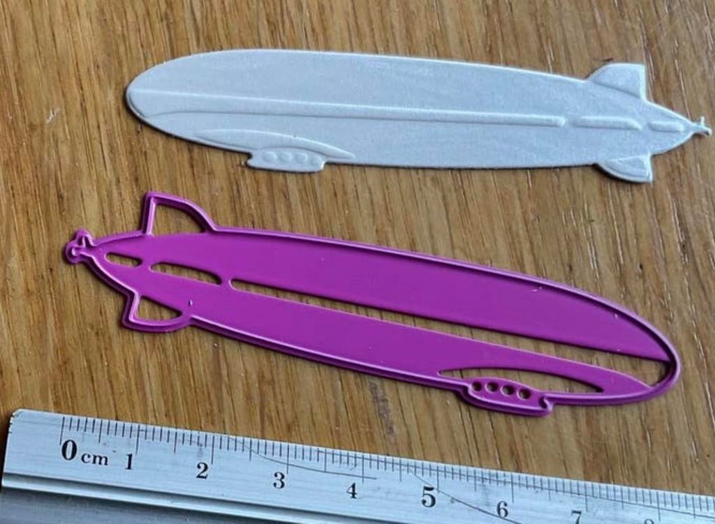 Snijmal vliegtuig/ zeppelin van Joy 966, Hobby en Vrije tijd, Kaarten | Zelf maken, Ophalen of Verzenden, Zo goed als nieuw, Pons of Mal