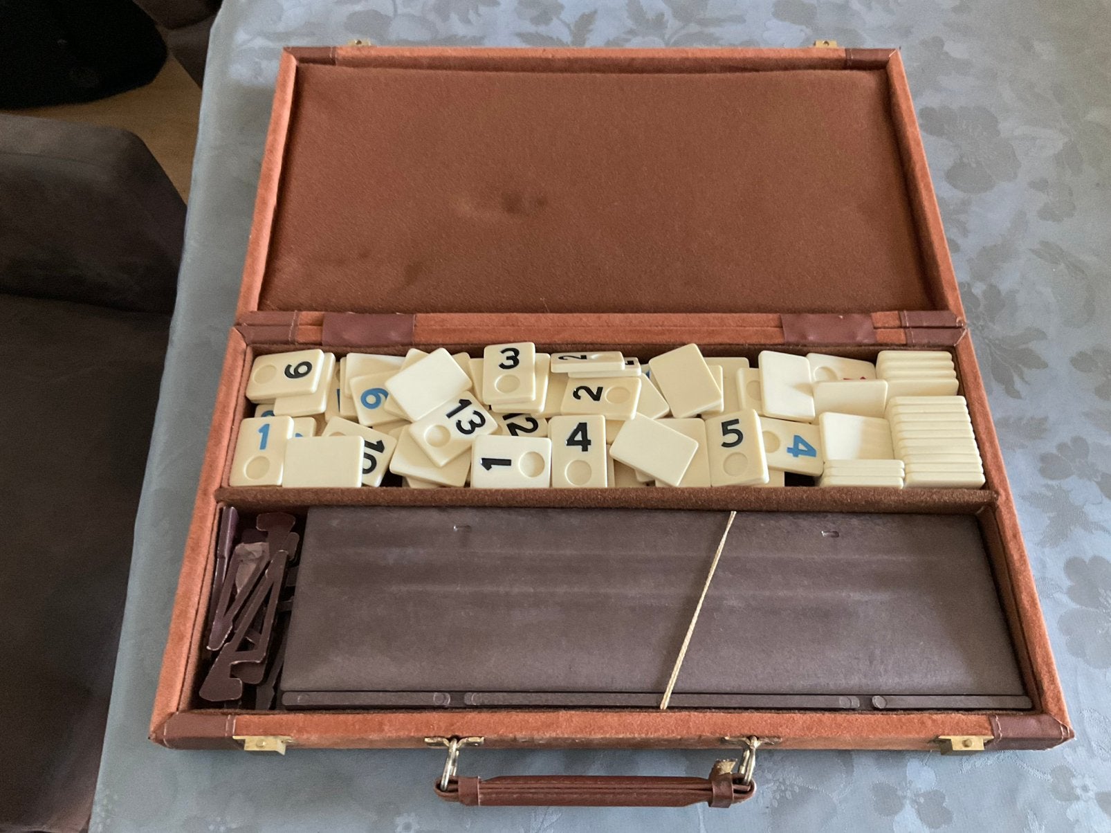 Rummikub 3 plankjes, Ophalen