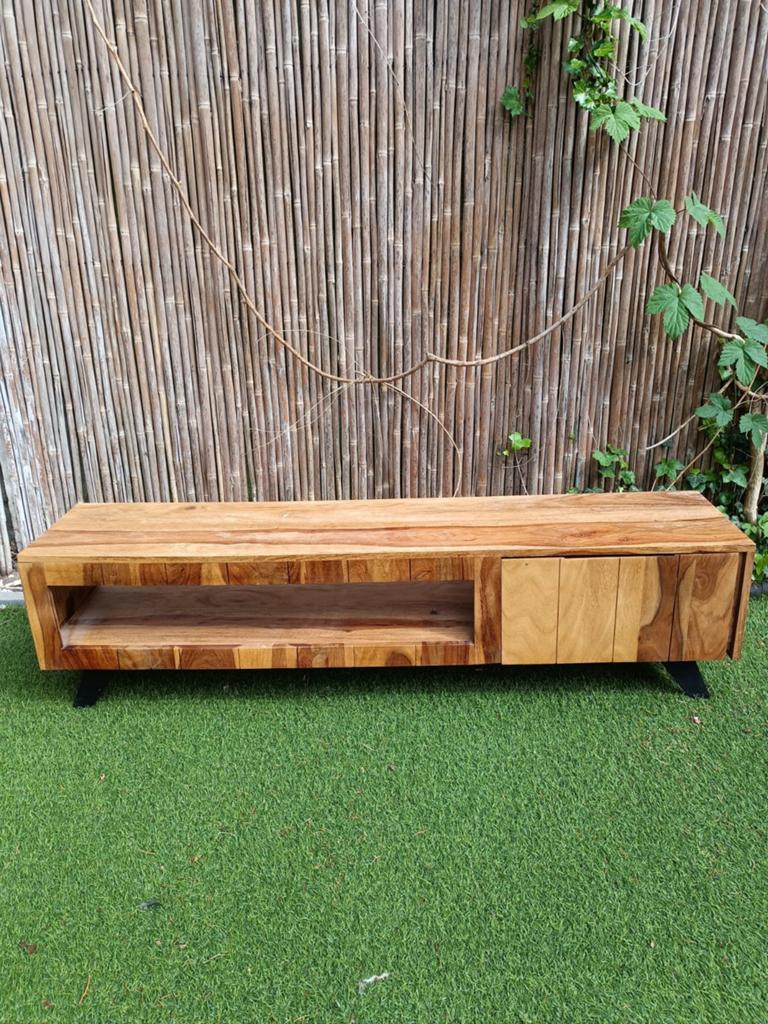 Mooi mango houten tv meubel, Huis en Inrichting, Kasten | Televisiemeubels, Ophalen, 100 tot 150 cm, Zo goed als nieuw, Modern japandi