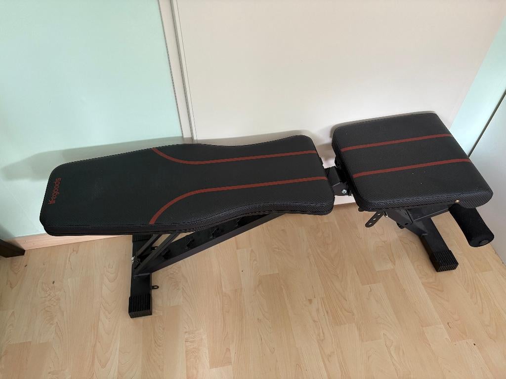 Sportbankje  + halters en kettlebell, Sport en Fitness, Fitnessmaterialen, Ophalen, Gebruikt, Fitnessbank