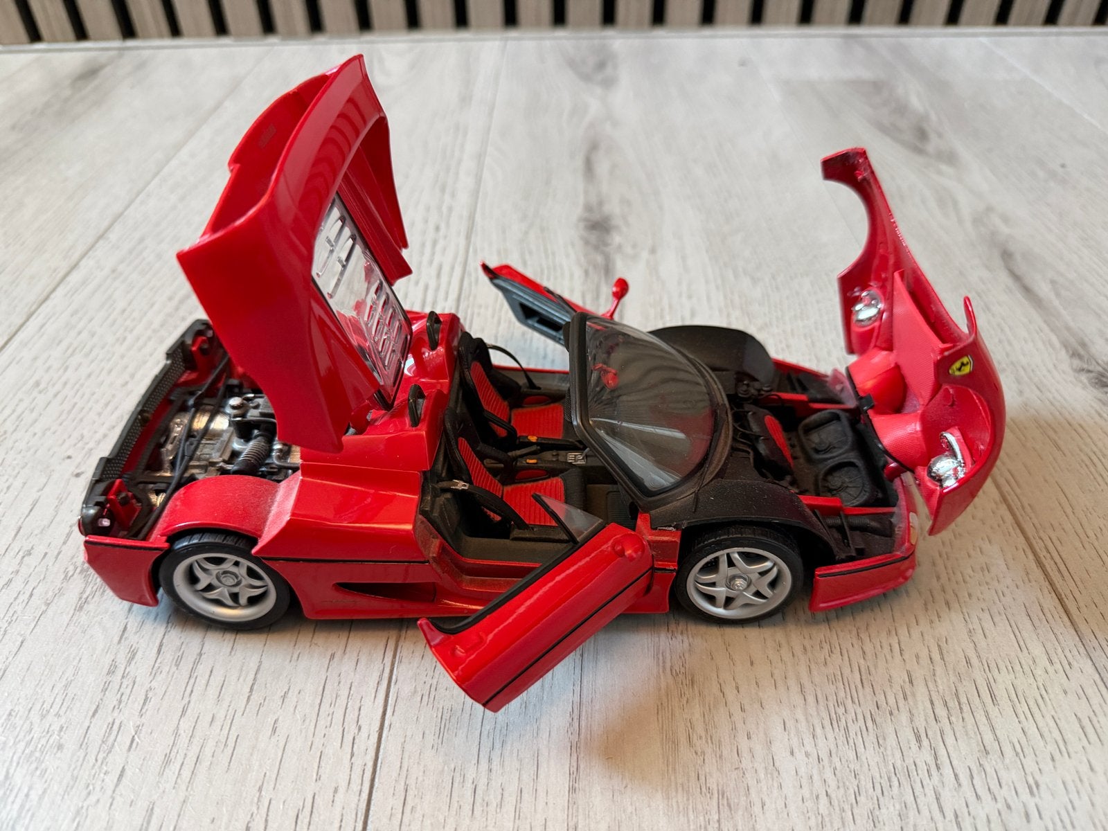 Maisto Ferrari F50 Schaalmodel 1:18 - Zo goed als nieuw, Ophalen, Zo goed als nieuw, Auto, Maisto