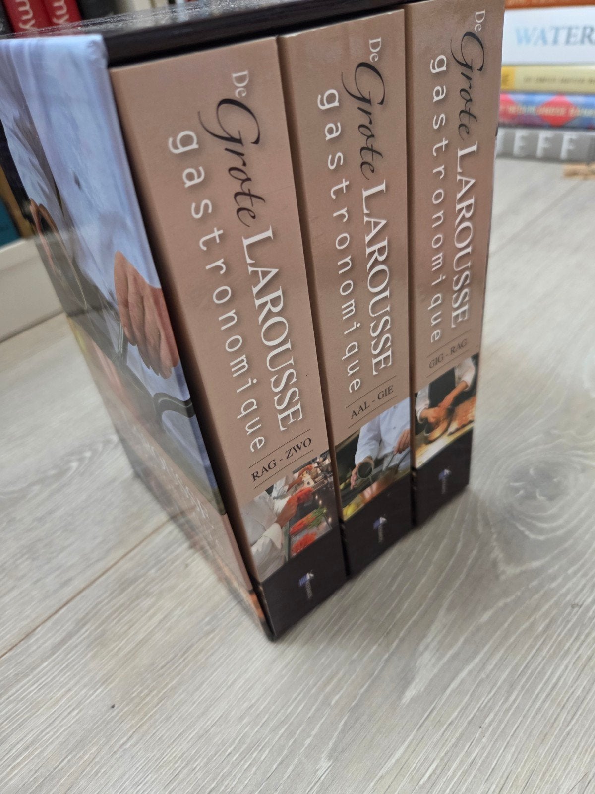 De grote Larousse Gastronomique boxset, Boeken, Kookboeken, Ophalen of Verzenden, Zo goed als nieuw, Italië