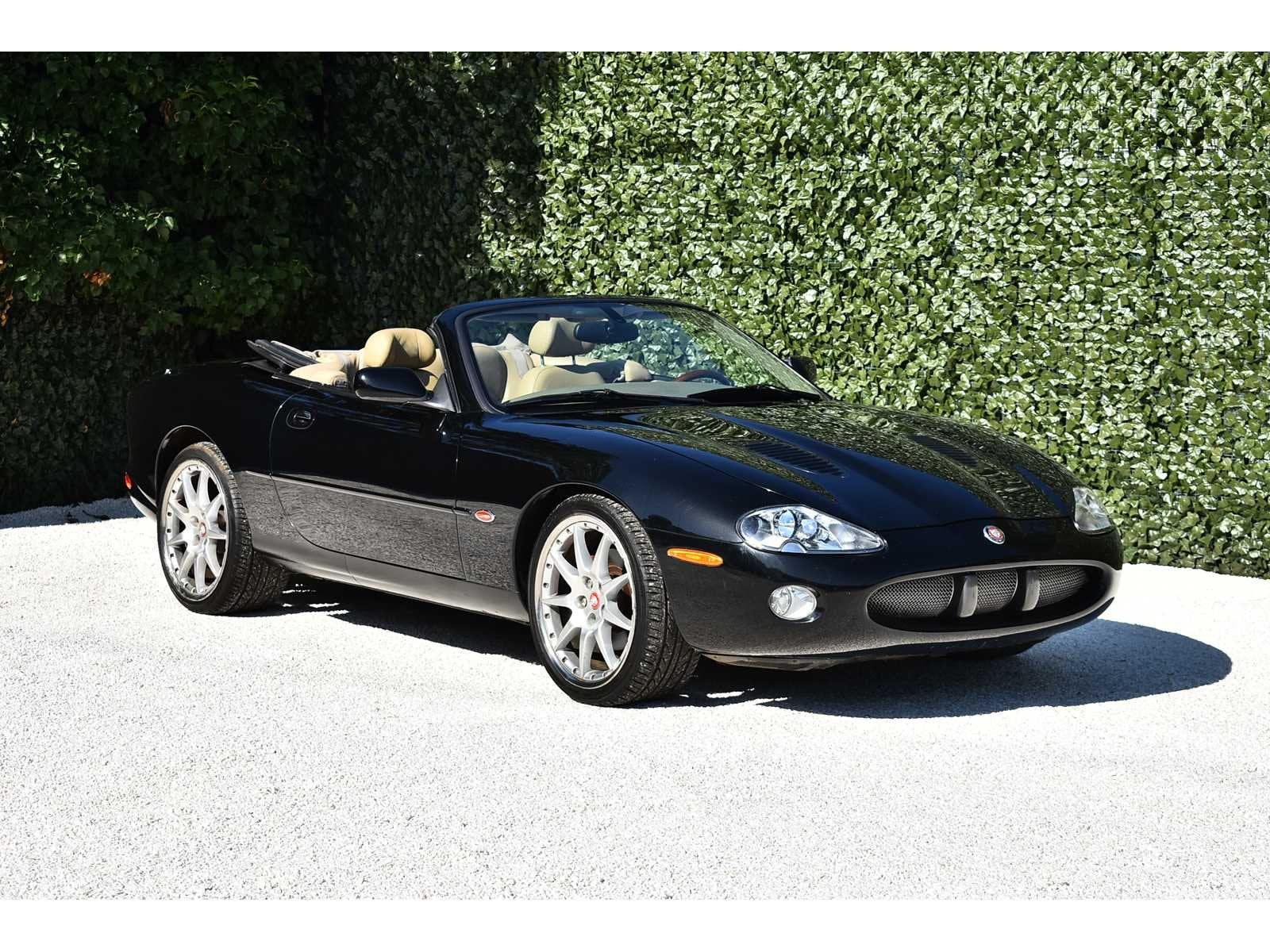 Jaguar - 2002 - XKR Convertible - 4,0 liter (3.996 cc) V8 Su, Auto's, Jaguar, Gebruikt, Overige carrosserieën, Bedrijf, XK