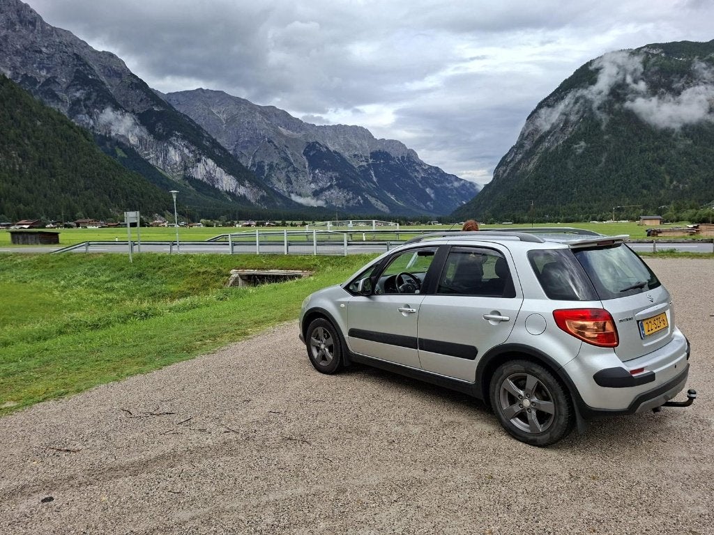 Suzuki SX4 1.6 LIMITED 2012, Auto's, 4 cilinders, Alcantara, 49 €/maand, Origineel Nederlands