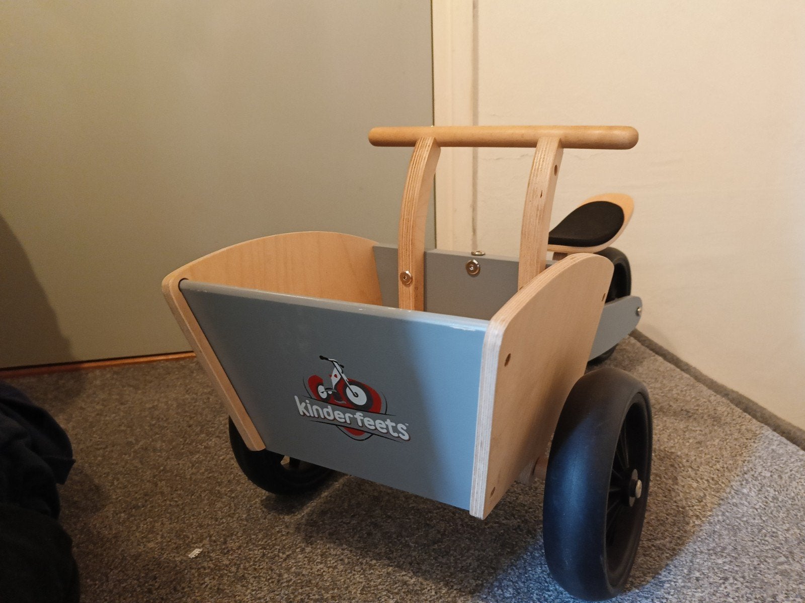 mega leuke bakfiets loopwagen, Ophalen, Zo goed als nieuw, Loopfiets