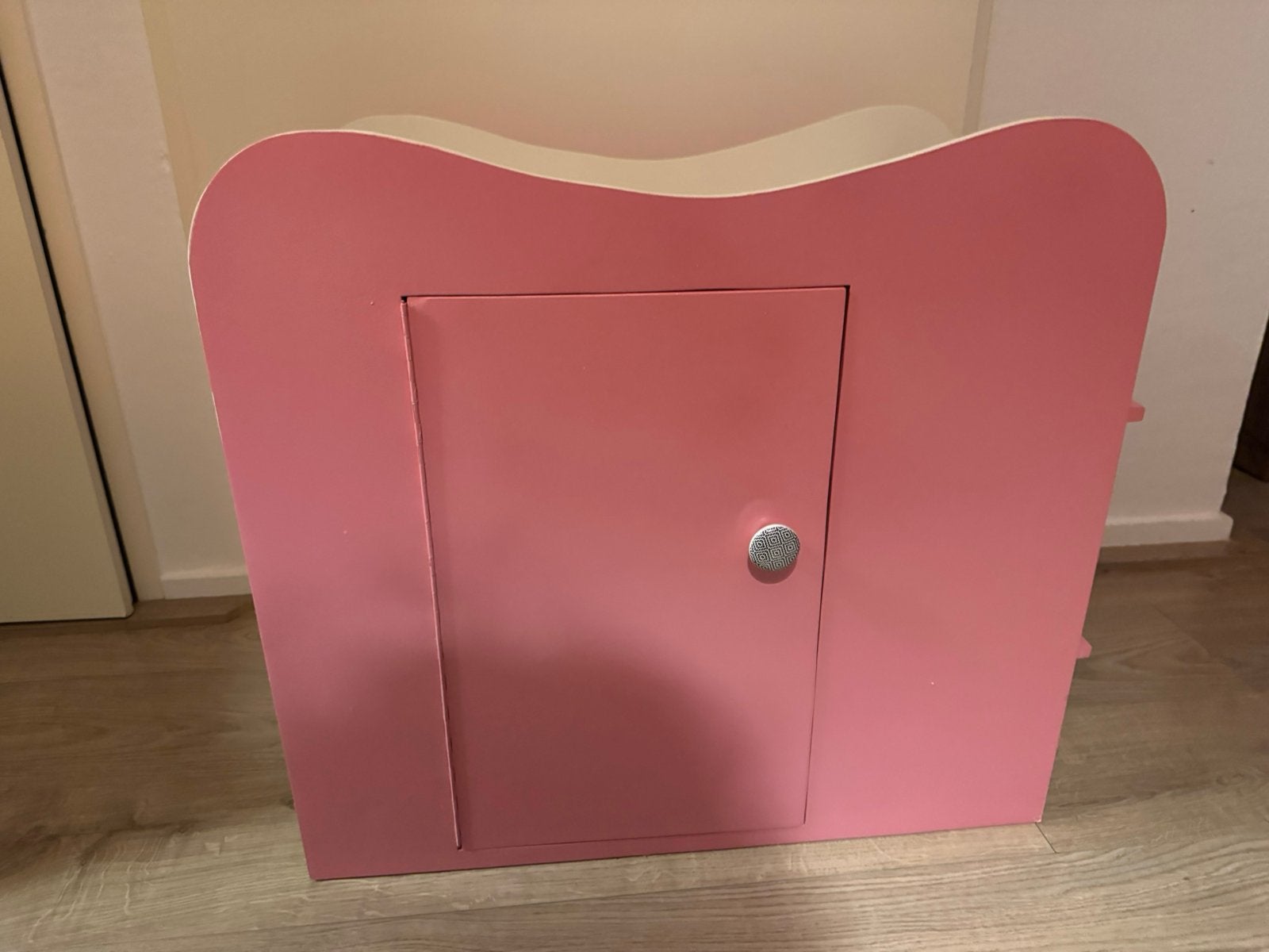 kastje barbie met pop nieuw ongeopend  + 100 accessoires, 50 tot 70 cm, 105 cm of meer, Ophalen of Verzenden, 100 cm of meer