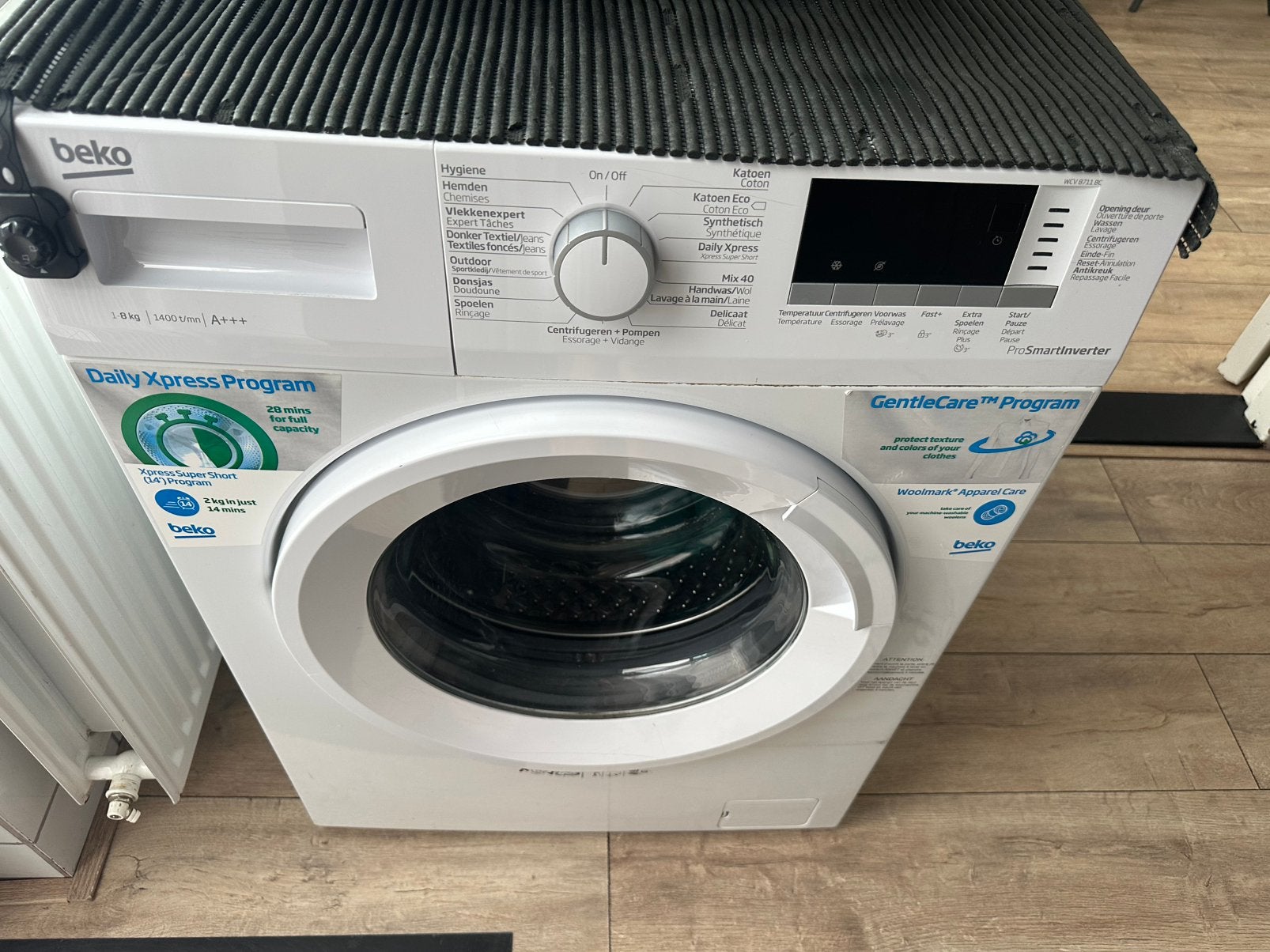 Beko goedwerkende wasmachine, Witgoed en Apparatuur, Ophalen, Zo goed als nieuw, 85 tot 90 cm, 1200 tot 1600 toeren