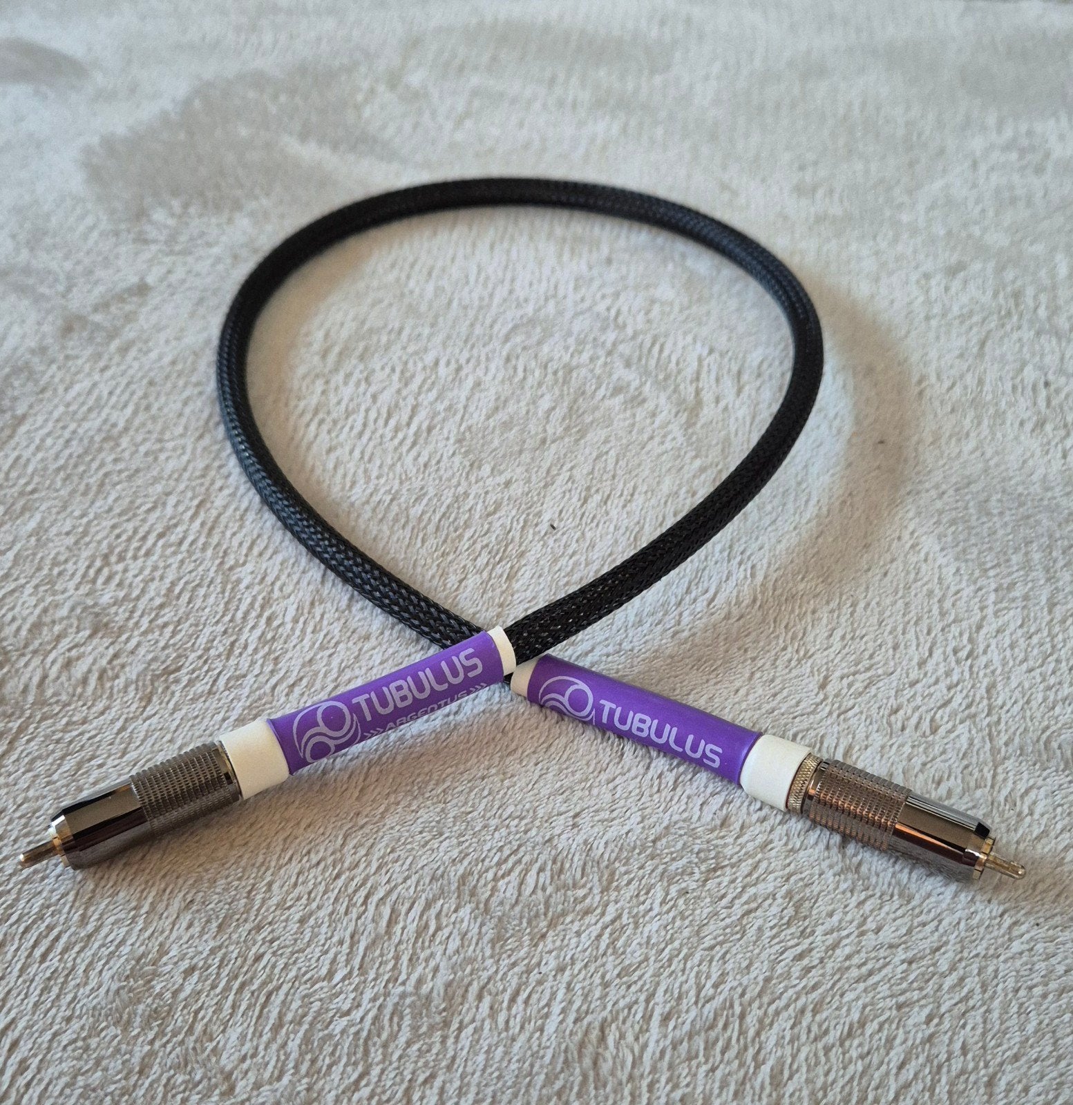 Tubulus Argentus Digital Interconnect V3 75Ω RCA 75cm, Ophalen of Verzenden, Zo goed als nieuw, Minder dan 2 meter, Interlink-kabel