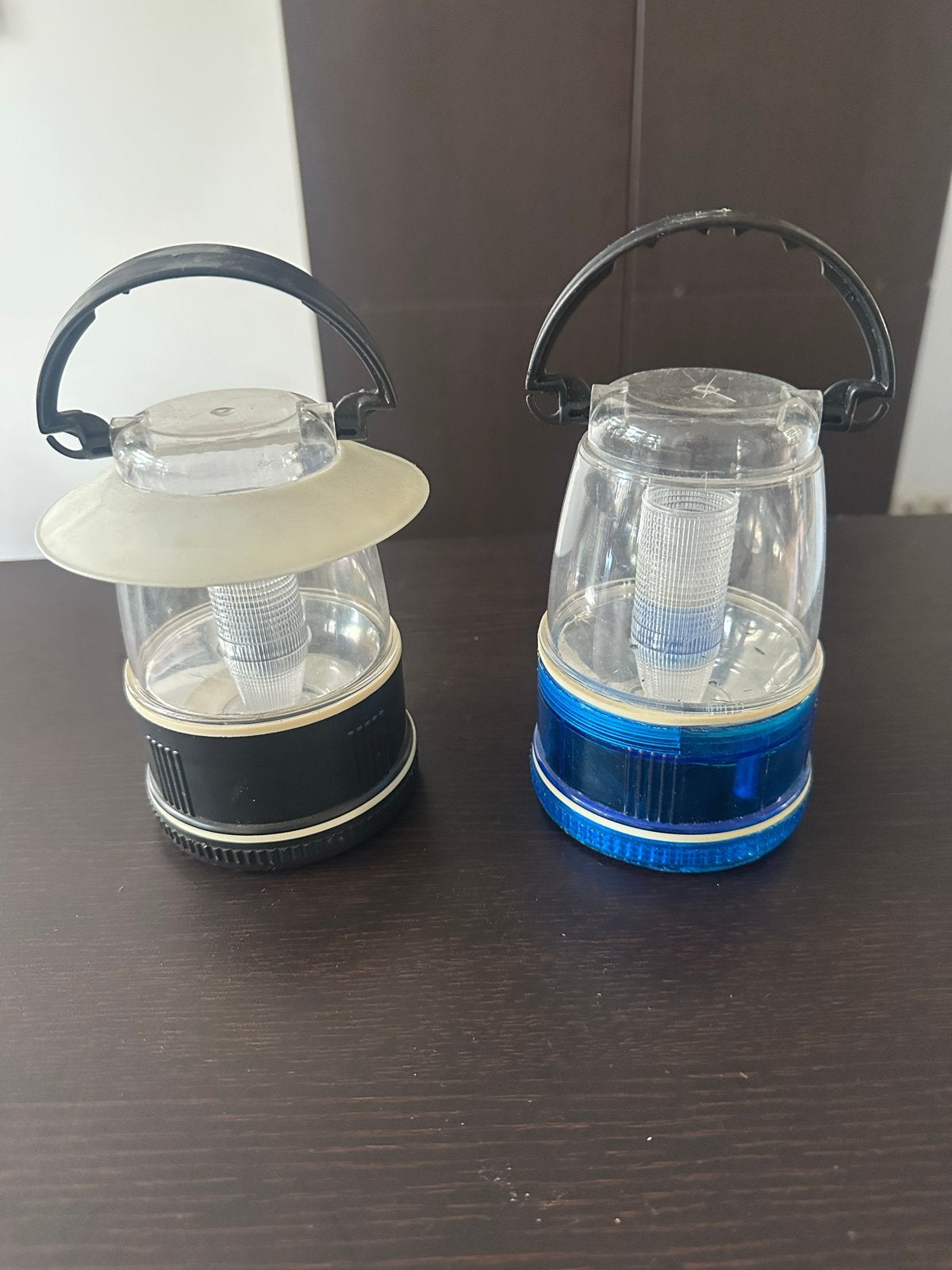 2x Draagbare LED Camping Lantaarns - Gebruikt, Ophalen of Verzenden, Gebruikt, Batterij