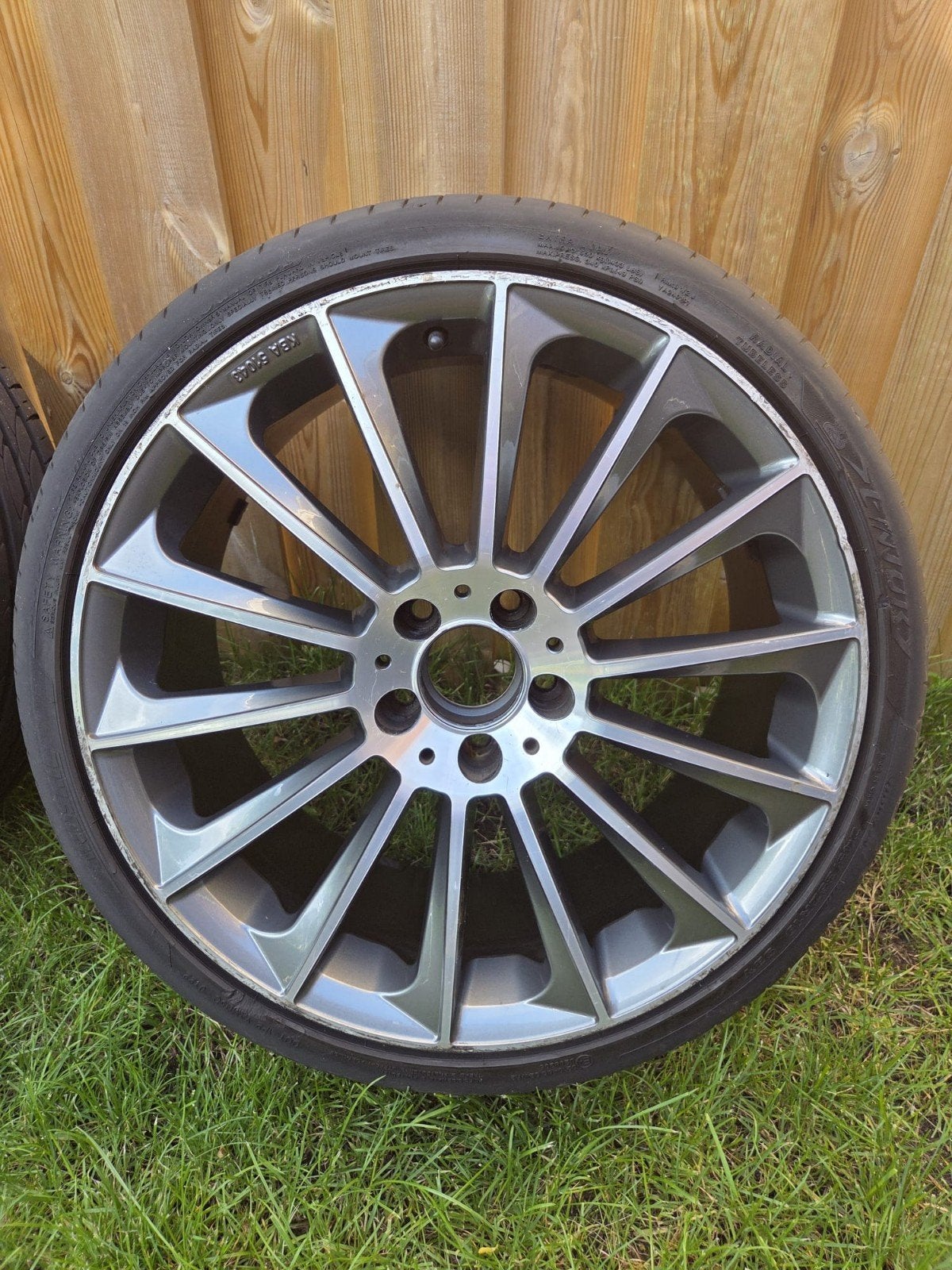 Mercedes 19" Amg velgen imitatieset + 5e velg nieuw in doos, Auto-onderdelen, Banden en Velgen, Banden en Velgen, Personenwagen