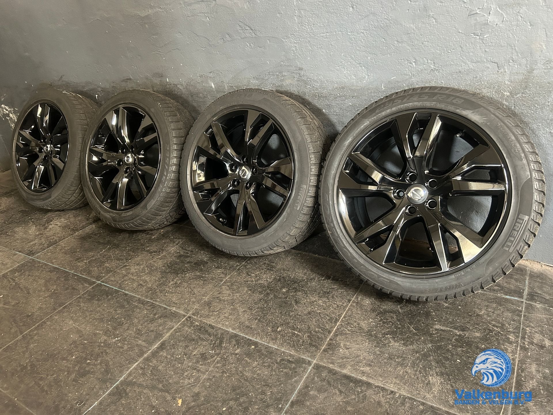 5-6mm! Originele Volvo S60 V60 5-Double Spoke Black 18 inch, 18 inch, Gebruikt, -, -