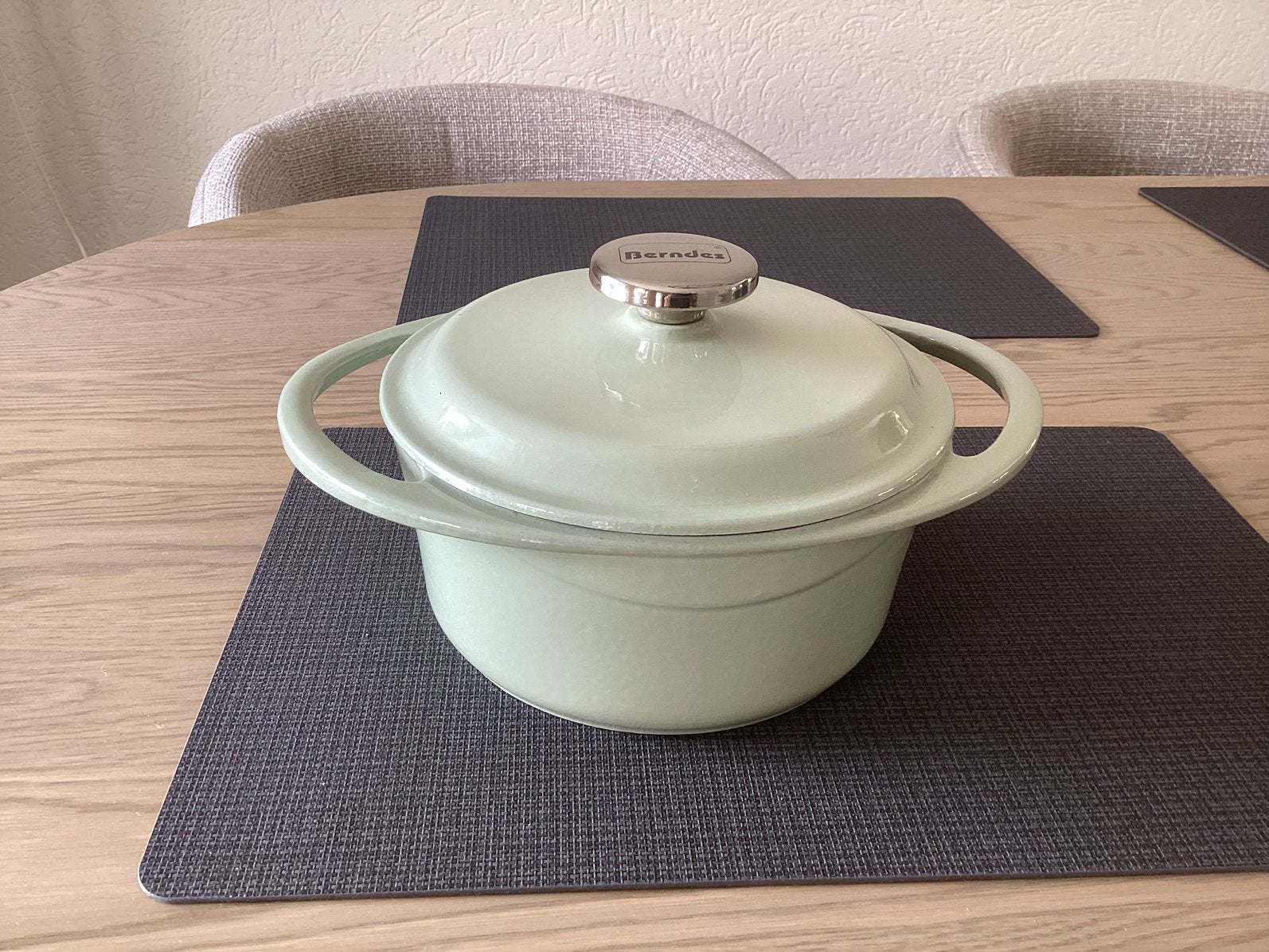 Gietijzeren Berndes pan, Huis en Inrichting, Keuken | Potten en Pannen, Ophalen, Zo goed als nieuw, Gietijzer