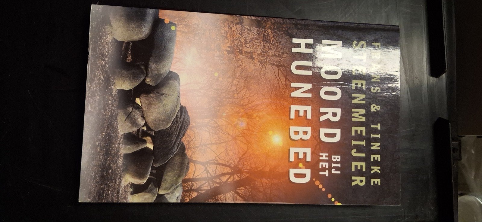 Moord bij het Hunebed - Frans & Tineke Steenmeijer, Boeken, Ophalen of Verzenden, Zo goed als nieuw, Frans & Tineke Steenmeijer