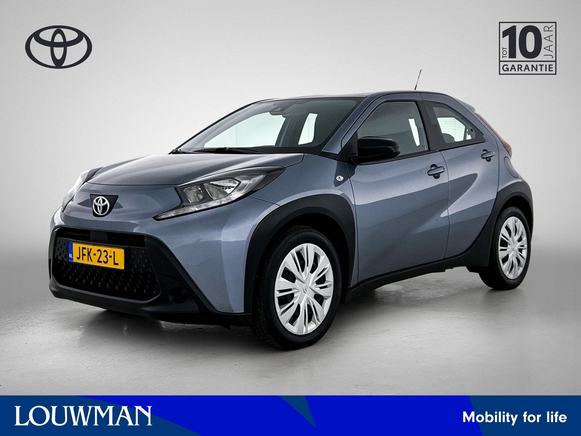Toyota Aygo X 1.0 VVT-i MT Play | Airco | Achteruitrijcamera, Stof, Gebruikt, Euro 6, 920 kg